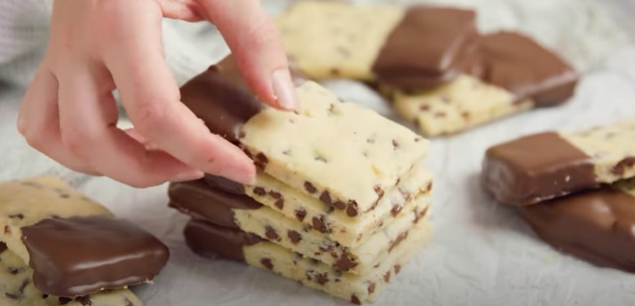 Biscoito com Gotas de Chocolate